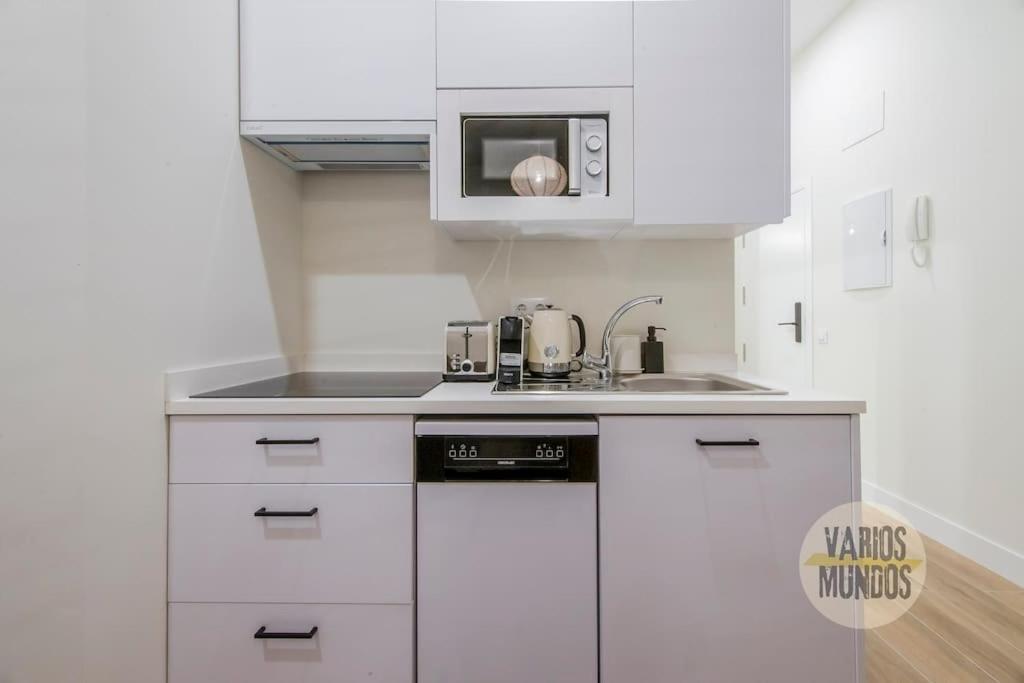 Cozy Y Centrico Apt Para 6Pax En Plaza Del Carmen E2 Madrid Exteriér fotografie