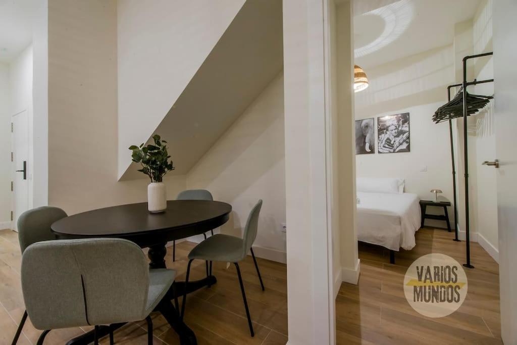 Cozy Y Centrico Apt Para 6Pax En Plaza Del Carmen E2 Madrid Exteriér fotografie