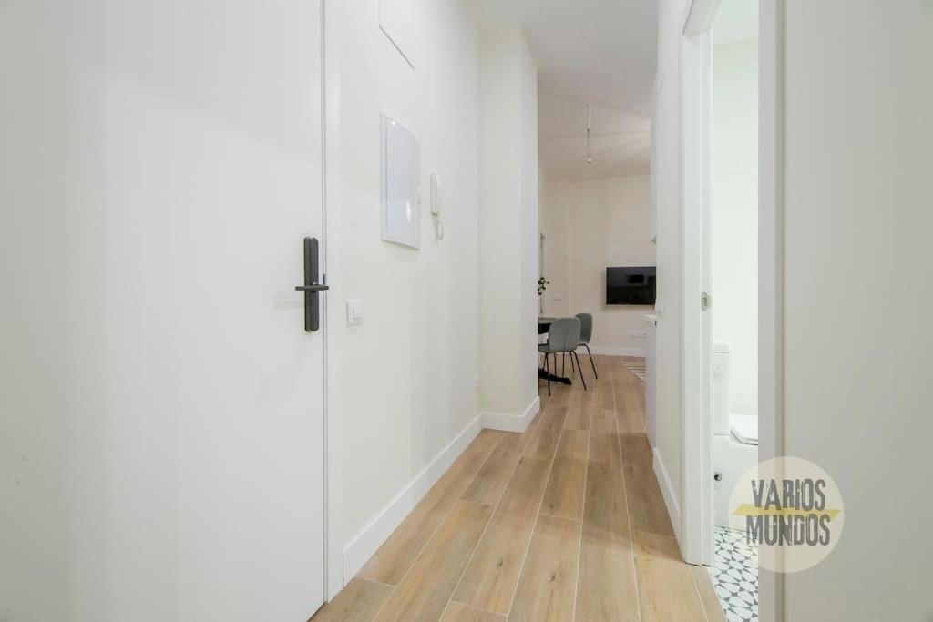 Cozy Y Centrico Apt Para 6Pax En Plaza Del Carmen E2 Madrid Exteriér fotografie